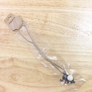 Brand New! Never Worn! Silver Chain Elephant Ivory Gem Semiprecious Necklace.